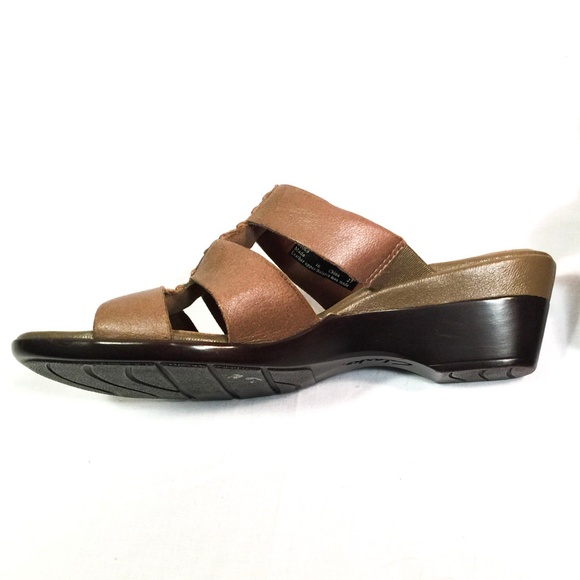 Clarks Ladies Sandals - Picture 3 of 3